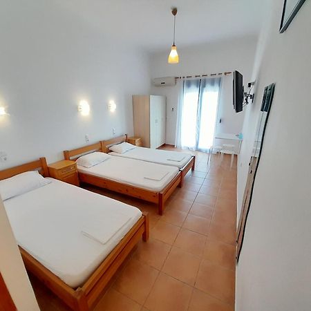 Aparthotel Lydia Mare Ágios Kírykos Esterno foto