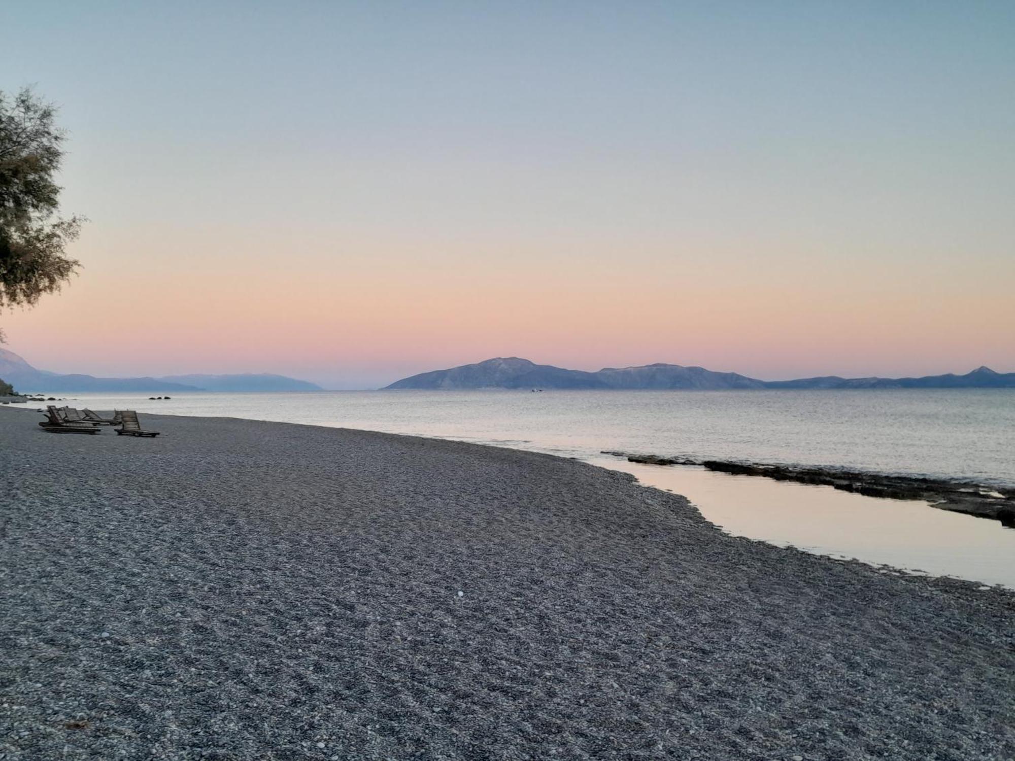 Aparthotel Lydia Mare Ágios Kírykos Esterno foto