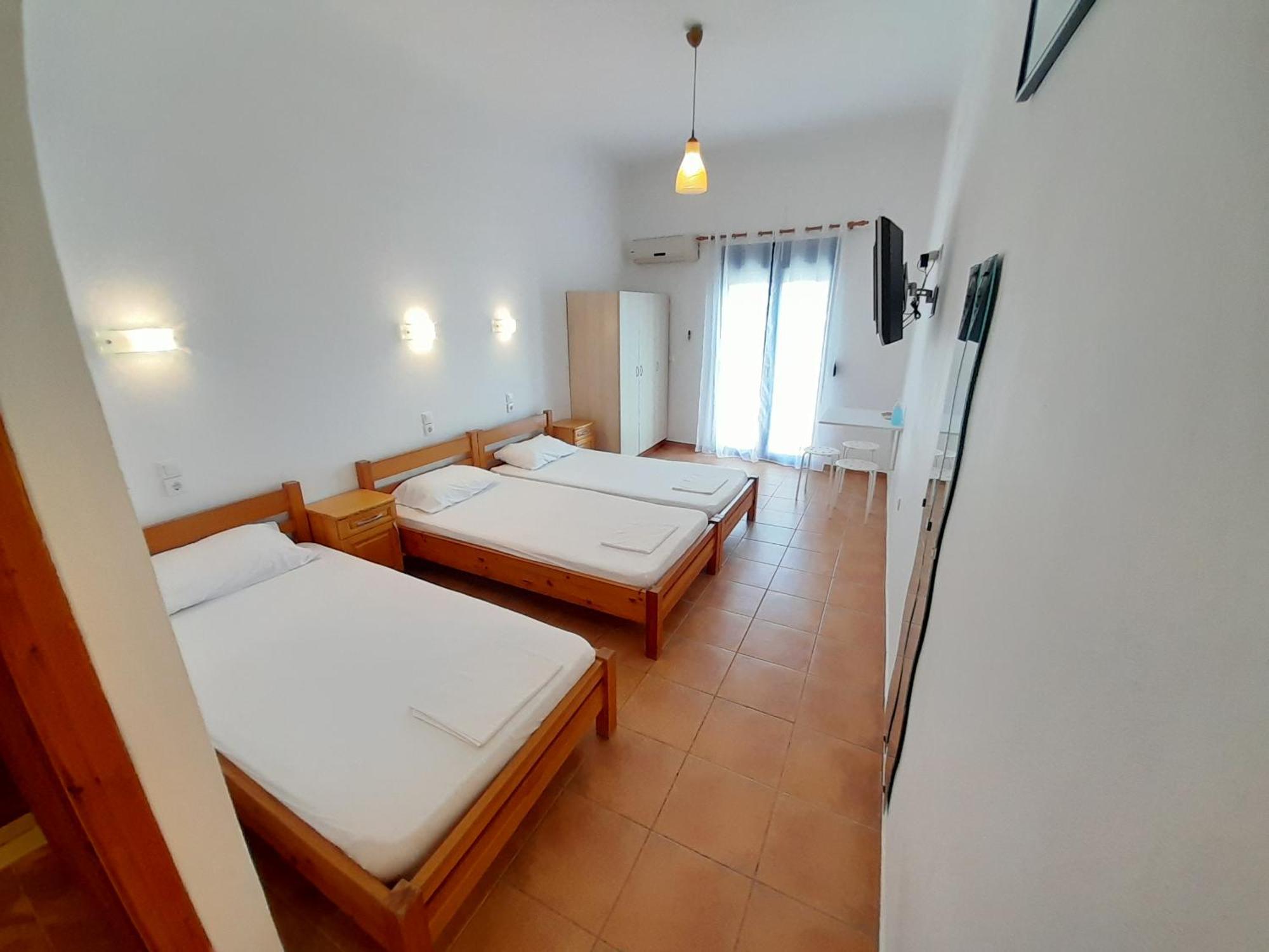 Aparthotel Lydia Mare Ágios Kírykos Esterno foto