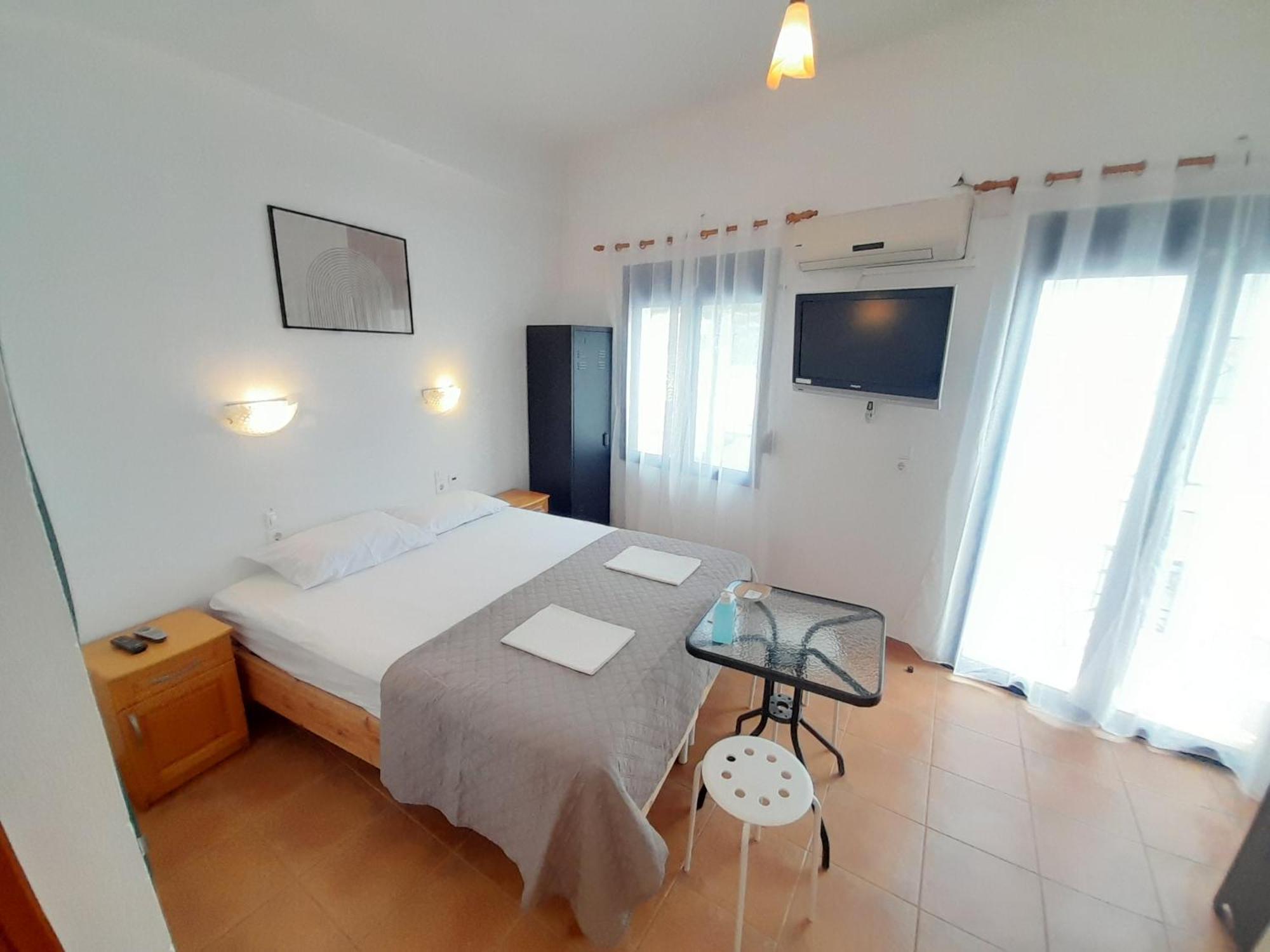 Aparthotel Lydia Mare Ágios Kírykos Camera foto