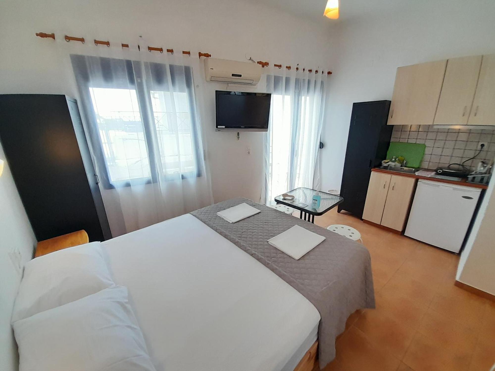 Aparthotel Lydia Mare Ágios Kírykos Camera foto