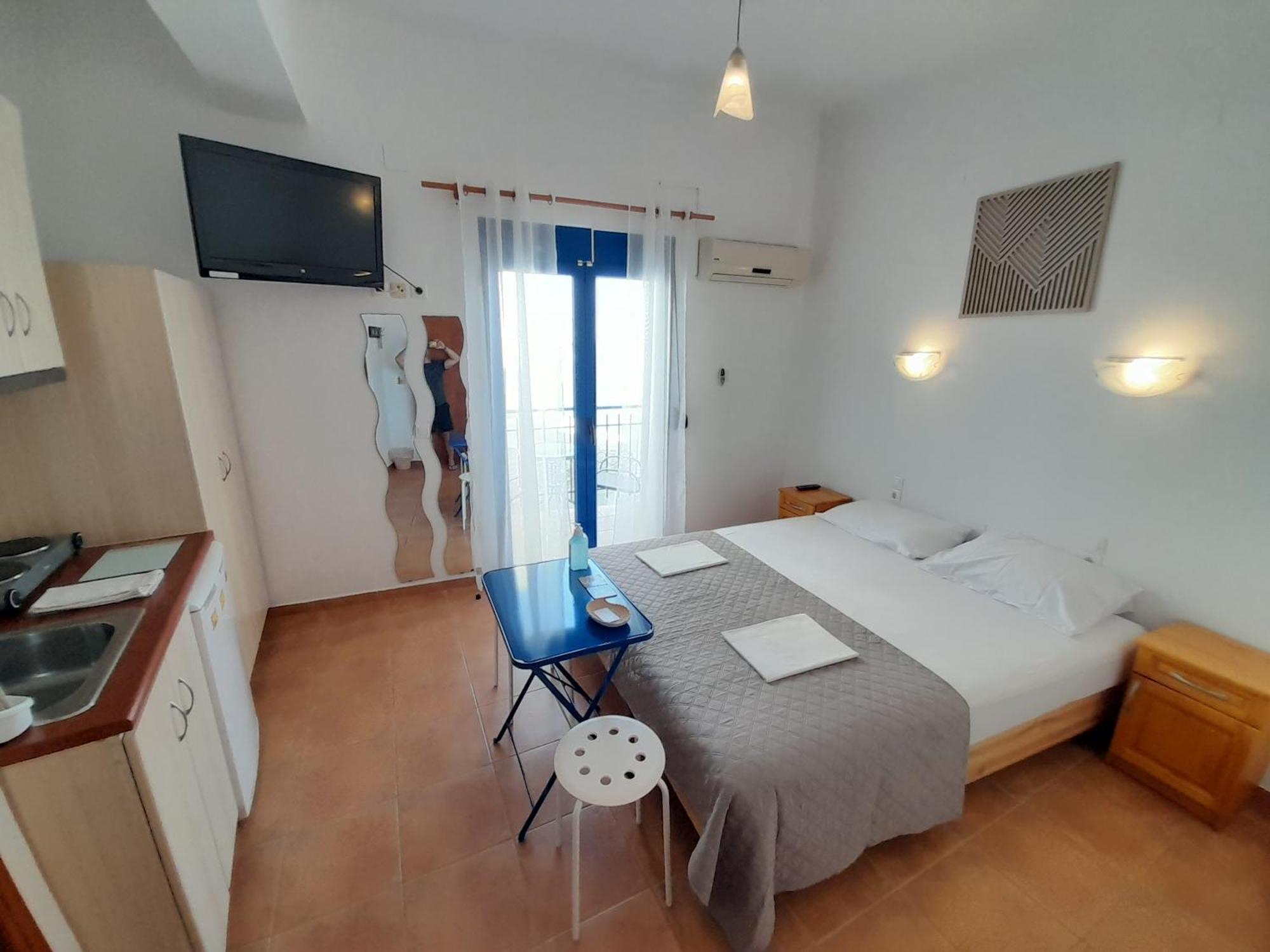 Aparthotel Lydia Mare Ágios Kírykos Camera foto