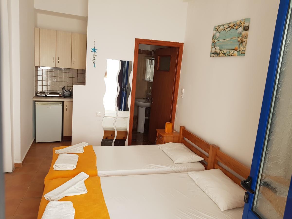 Aparthotel Lydia Mare Ágios Kírykos Esterno foto