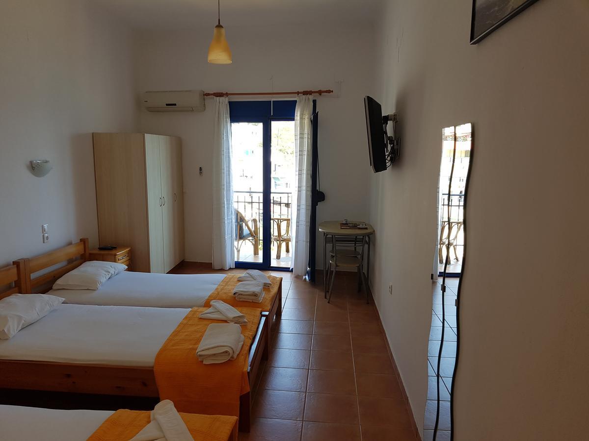 Aparthotel Lydia Mare Ágios Kírykos Esterno foto